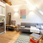 Design studio with mezzanine in MONTMARTRE
